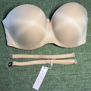 Victoria Secret Body By Victoria Strapless Bra 34DD Underwire Satin Nude